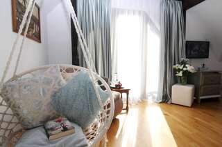 Гостевой дом BelleSeat Boutique Sinaia Синая Двухместный номер Делюкс с 1 кроватью и балконом-17